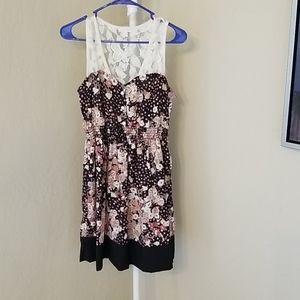 Super cute midi dress